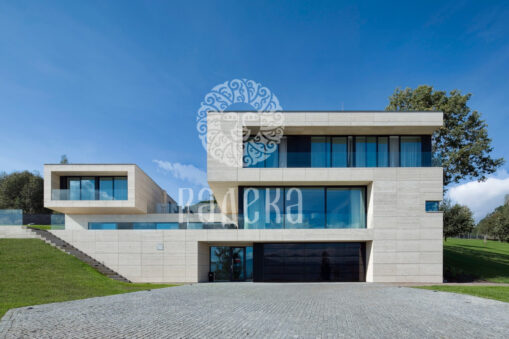 TRAVERTINE – DESCRIPTION, COLORS, USAGE IN CONSTRUCTION