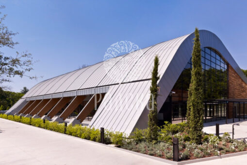 ROOFING ALUMINUM. INSTALLATION OF ALUMINUM ROOF