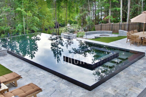 STONE FINISHING IN SWIMMING POOLS AND SPA ZONES